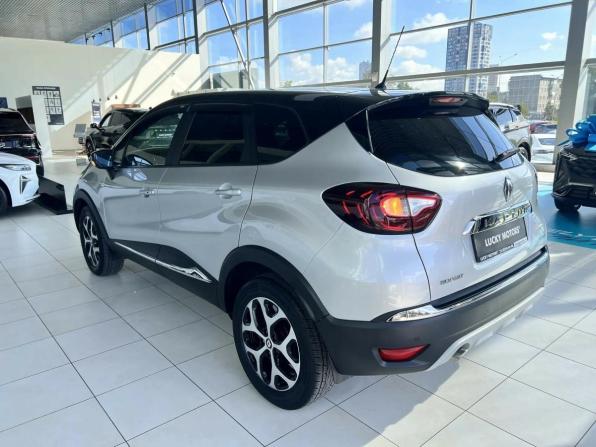 Renault Kaptur I с пробегом 2019 года, цена 1 795 000 рублей, 75870 км, внедорожник, Автокод Объявления