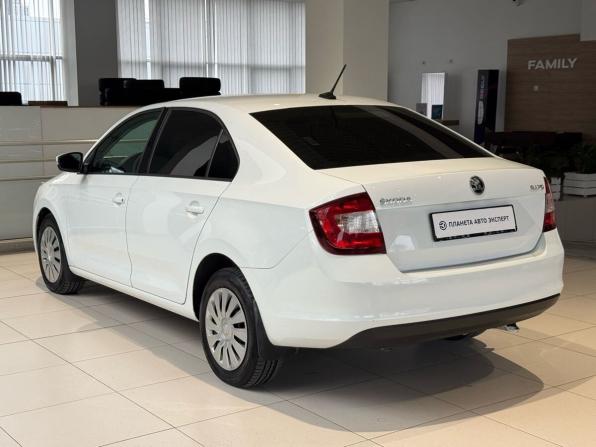 Skoda Rapid I с пробегом 2017 года, цена 699 000 рублей, 248889 км, лифтбек, Автокод Объявления