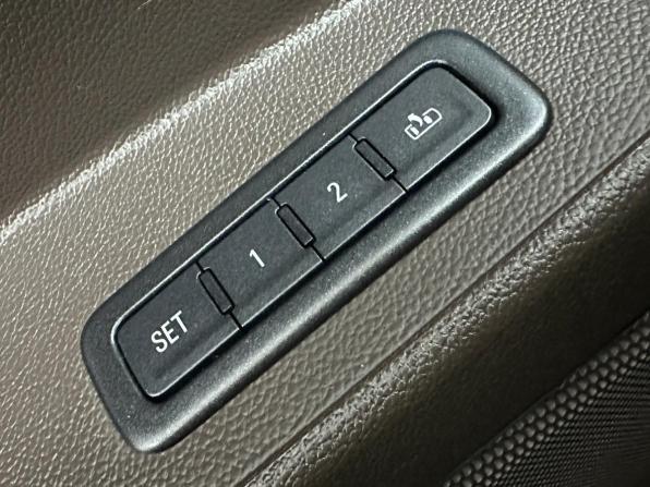 Chevrolet Tahoe IV с пробегом 2015 года, цена 3 328 000 рублей, 154969 км, внедорожник, Автокод Объявления