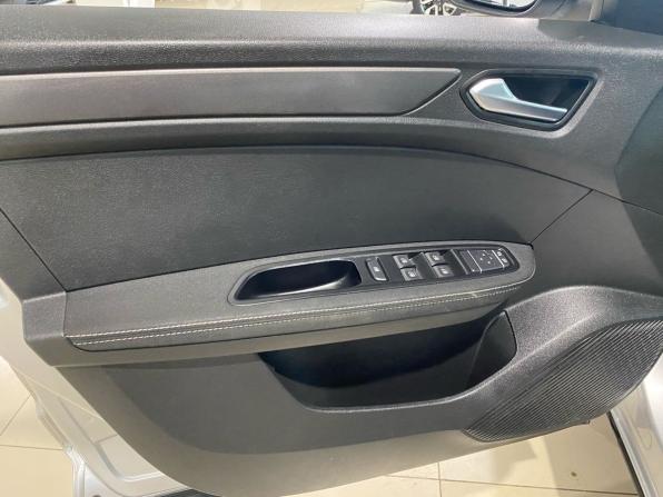 Renault Arkana I с пробегом 2019 года, цена 1 499 000 рублей, 104000 км, внедорожник, Автокод Объявления