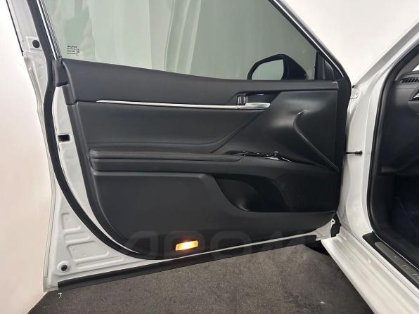 Toyota Camry VIII (XV70) с пробегом 2019 года, цена 2 550 000 рублей, 169491 км, седан, Автокод Объявления