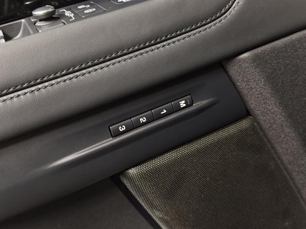 Land Rover Range Rover Evoque II с пробегом 2019 года, цена 3 350 000 рублей, 84524 км, внедорожник, Автокод Объявления