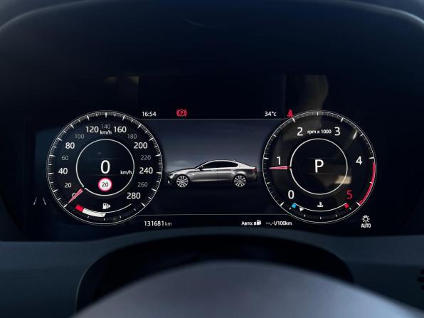 Jaguar XE I Рестайлинг с пробегом 2019 года, цена 2 499 000 рублей, 130000 км, седан, Автокод Объявления