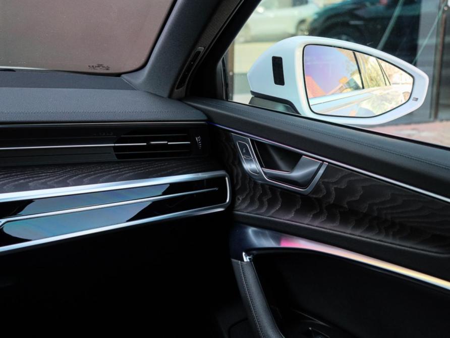 Audi A6 V (C8) Москва  - изображение 19