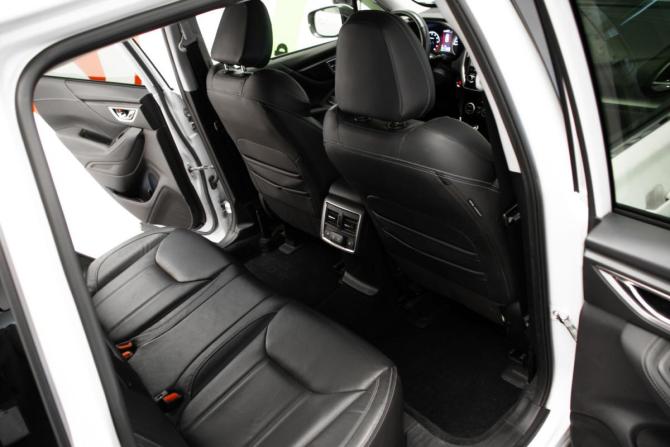 Subaru Forester V с пробегом 2020 года, цена 2 949 000 рублей, 42111 км, внедорожник, Автокод Объявления