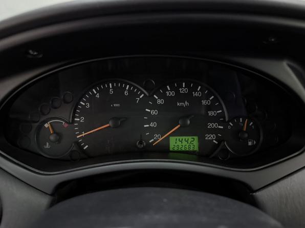 Ford Focus I Рестайлинг с пробегом 2005 года, цена 340 000 рублей, 292681 км, седан, Автокод Объявления