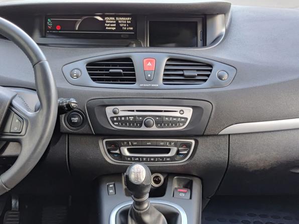 Renault Scenic III с пробегом 2011 года, цена 405 000 рублей, 258759 км, компактвэн, Автокод Объявления