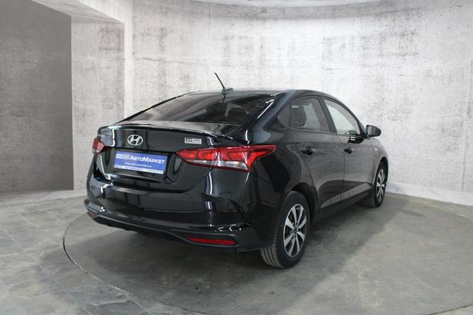 Hyundai Solaris II Рестайлинг с пробегом 2021 года, цена 1 065 000 рублей, 286214 км, седан, Автокод Объявления