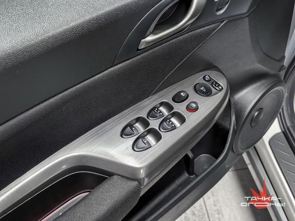 Honda Civic VIII Рестайлинг с пробегом 2011 года, цена 888 000 рублей, 151000 км, хэтчбек, Автокод Объявления
