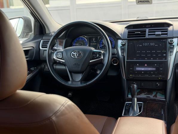Toyota Camry VII (XV50) Рестайлинг 2 с пробегом 2017 года, цена 1 999 000 рублей, 137725 км, седан, Автокод Объявления