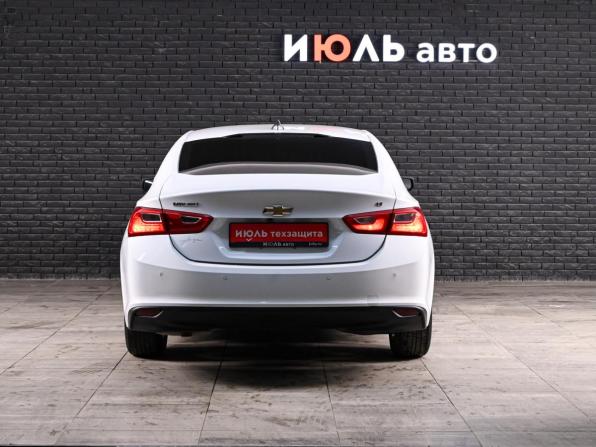 Chevrolet Malibu IX Рестайлинг с пробегом 2020 года, цена 1 320 000 рублей, 78746 км, седан, Автокод Объявления