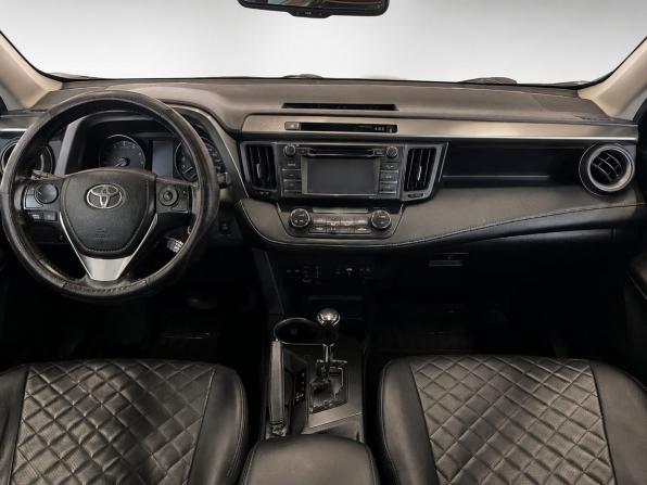 Toyota RAV4 IV (XA40) Рестайлинг с пробегом 2015 года, цена 1 879 000 рублей, 248761 км, внедорожник, Автокод Объявления