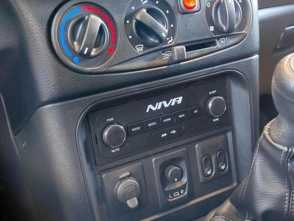 Chevrolet Niva I Рестайлинг с пробегом 2019 года, цена 880 000 рублей, 26530 км, внедорожник, Автокод Объявления