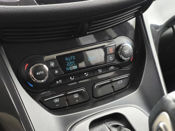 Ford Kuga II с пробегом 2013 года, цена 970 000 рублей, 199677 км, внедорожник, Автокод Объявления