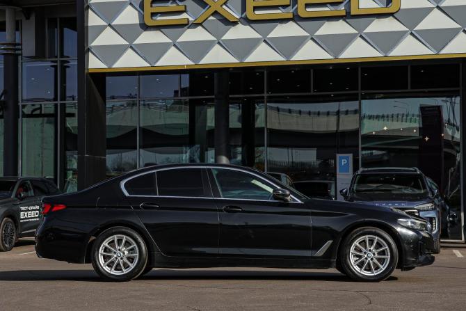BMW 5 серии VII (G30/G31/G38) Рестайлинг с пробегом 2021 года, цена 2 848 000 рублей, 273713 км, седан, Автокод Объявления