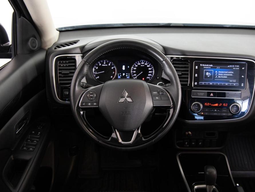 Mitsubishi Outlander III Рестайлинг 3 Санкт-Петербург  - изображение 11