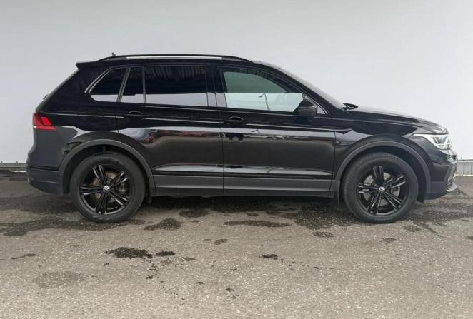 Volkswagen Tiguan II Рестайлинг с пробегом 2021 года, цена 3 267 000 рублей, 109028 км, внедорожник, Автокод Объявления