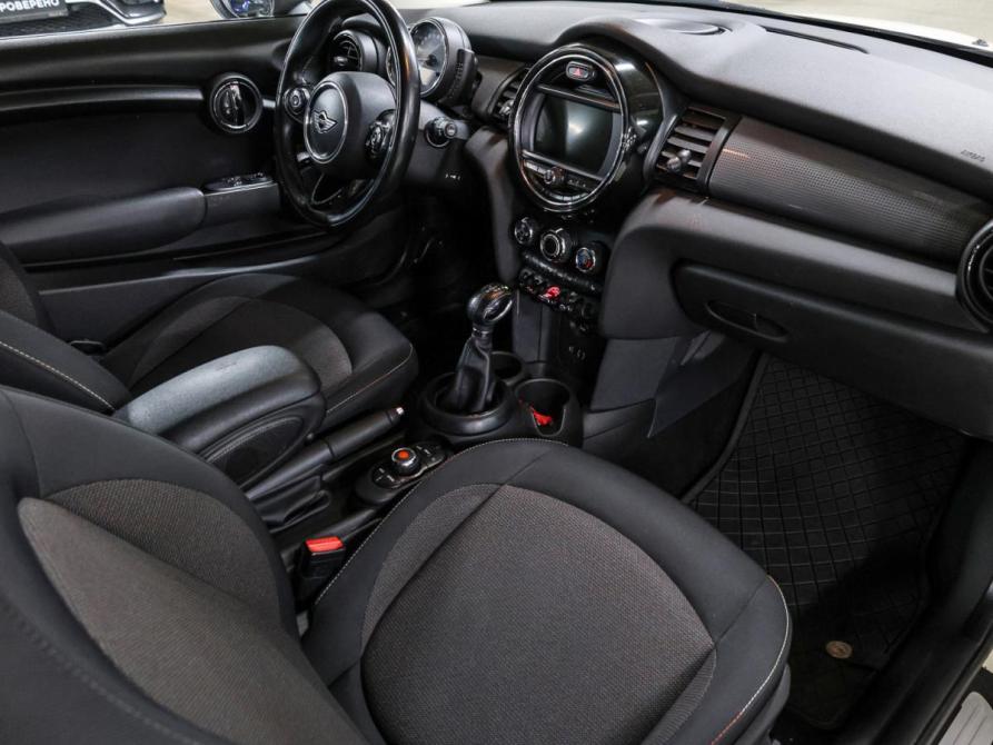 Mini Hatch III (F55/F56) Москва  - изображение 11