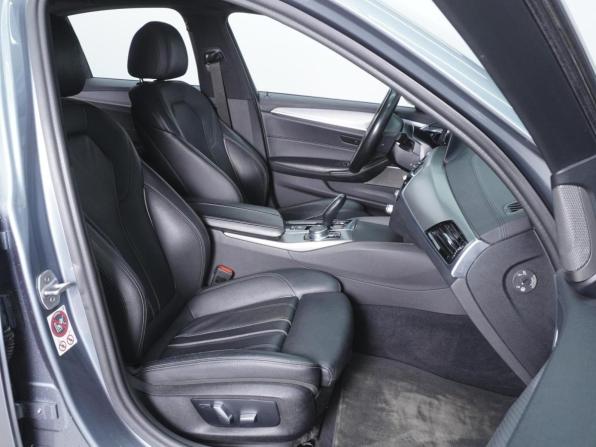 BMW 5 серии VII (G30/G31/G38) с пробегом 2017 года, цена 3 824 070 рублей, 133645 км, седан, Автокод Объявления