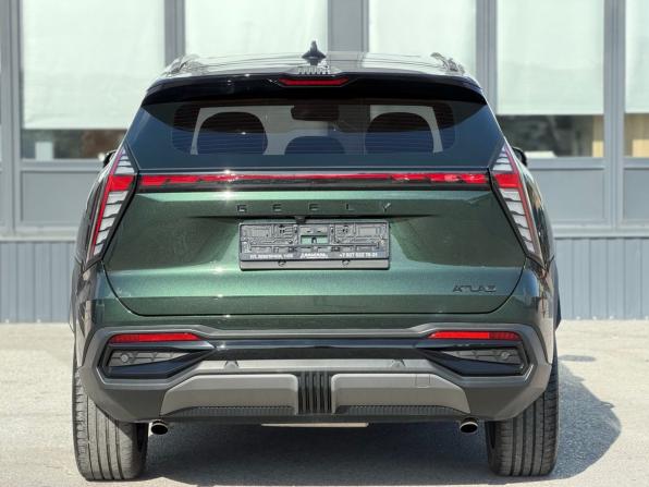 Geely Atlas II с пробегом 2023 года, цена 2 700 000 рублей, 53000 км, внедорожник, Автокод Объявления