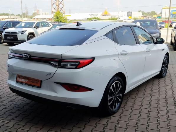 JAC J7 I с пробегом 2023 года, цена 1 029 000 рублей, 117289 км, лифтбек, Автокод Объявления