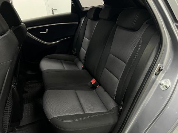 Hyundai i30 II с пробегом 2012 года, цена 1 060 000 рублей, 165000 км, универсал, Автокод Объявления