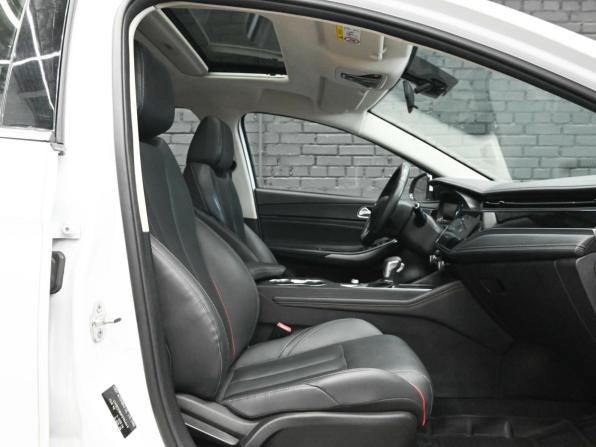 Omoda S5 с пробегом 2023 года, цена 1 250 000 рублей, 21495 км, седан, Автокод Объявления