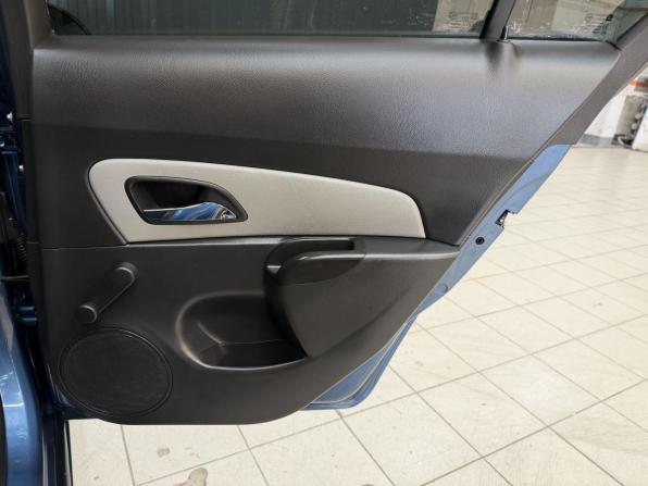 Chevrolet Cruze I Рестайлинг с пробегом 2013 года, цена 850 000 рублей, 186028 км, седан, Автокод Объявления