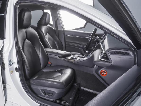 Toyota Camry VIII (XV70) с пробегом 2018 года, цена 3 370 000 рублей, 64660 км, седан, Автокод Объявления