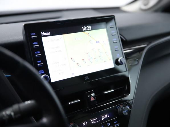 Toyota Camry VIII (XV70) Рестайлинг с пробегом 2021 года, цена 2 970 000 рублей, 137099 км, седан, Автокод Объявления