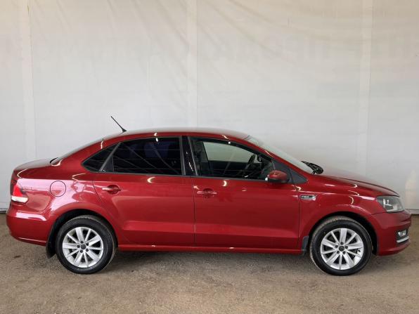 Volkswagen Polo V Рестайлинг с пробегом 2015 года, цена 1 160 000 рублей, 103000 км, седан, Автокод Объявления