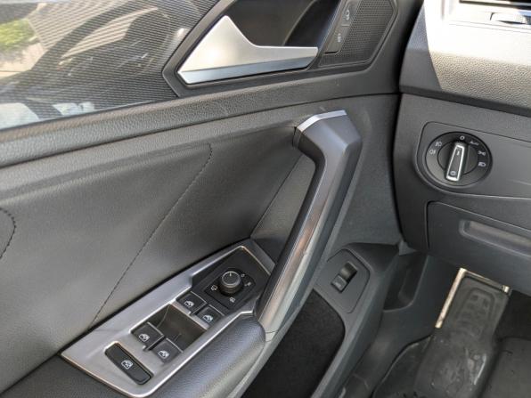 Volkswagen Tiguan II с пробегом 2019 года, цена 2 345 000 рублей, 185000 км, внедорожник, Автокод Объявления