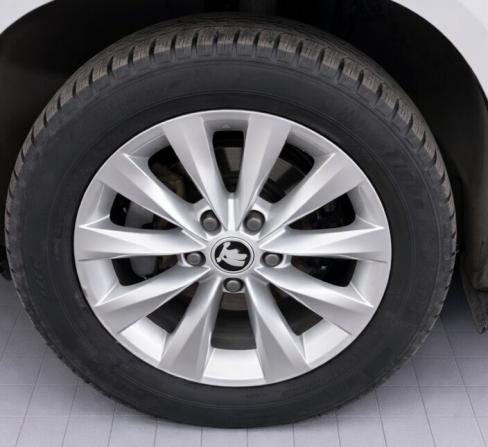 Skoda Karoq I с пробегом 2020 года, цена 1 209 000 рублей, 274977 км, внедорожник, Автокод Объявления