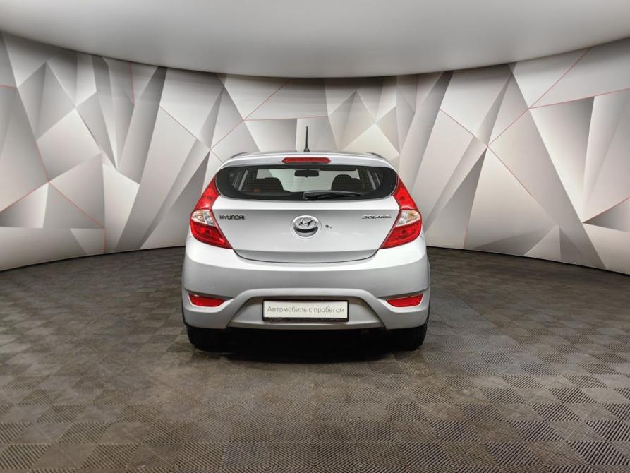 Hyundai Solaris I Москва  - изображение 8
