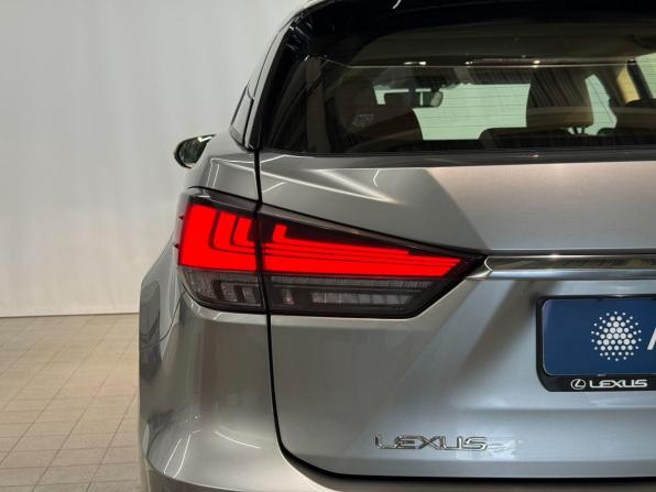 Lexus RX IV Рестайлинг с пробегом 2019 года, цена 5 150 000 рублей, 51675 км, внедорожник, Автокод Объявления