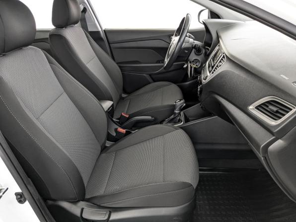 Hyundai Solaris II с пробегом 2020 года, цена 1 250 000 рублей, 142535 км, седан, Автокод Объявления