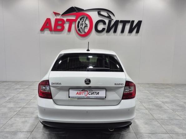 Skoda Rapid I Рестайлинг с пробегом 2018 года, цена 1 430 000 рублей, 70991 км, лифтбек, Автокод Объявления