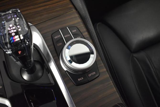 BMW 5 серии VII (G30/G31/G38) с пробегом 2019 года, цена 4 429 900 рублей, 101578 км, седан, Автокод Объявления