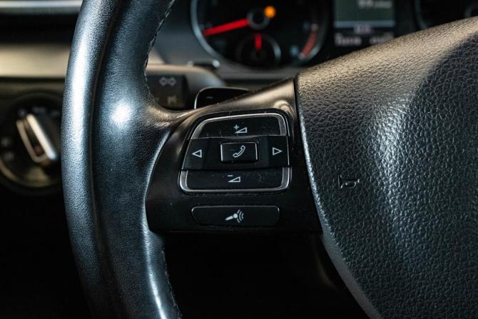 Volkswagen Passat B7 с пробегом 2012 года, цена 959 000 рублей, 232578 км, седан, Автокод Объявления