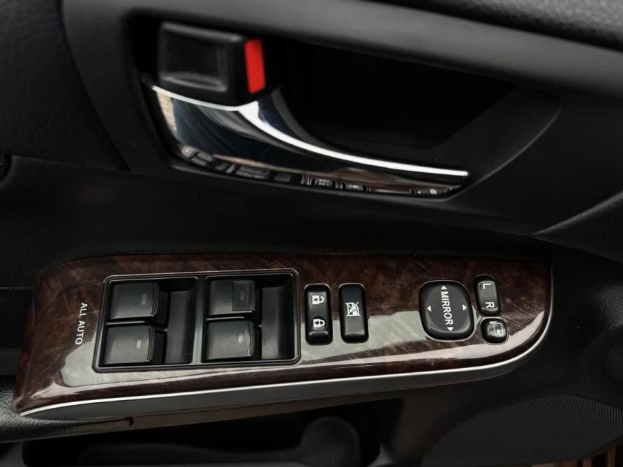 Toyota Camry VII (XV50) Рестайлинг 2 Екатеринбург  - изображение 18