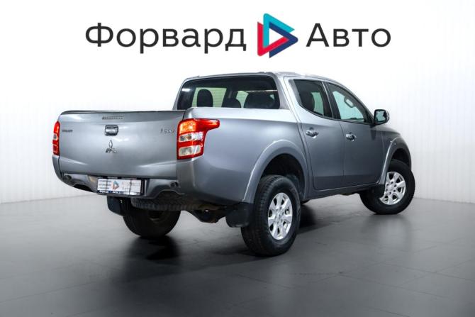 Mitsubishi L200 V с пробегом 2016 года, цена 1 820 000 рублей, 158429 км, пикап, Автокод Объявления