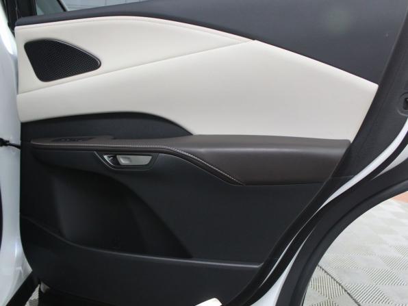 Lexus RX V с пробегом 2023 года, цена 8 340 000 рублей, 49000 км, внедорожник, Автокод Объявления