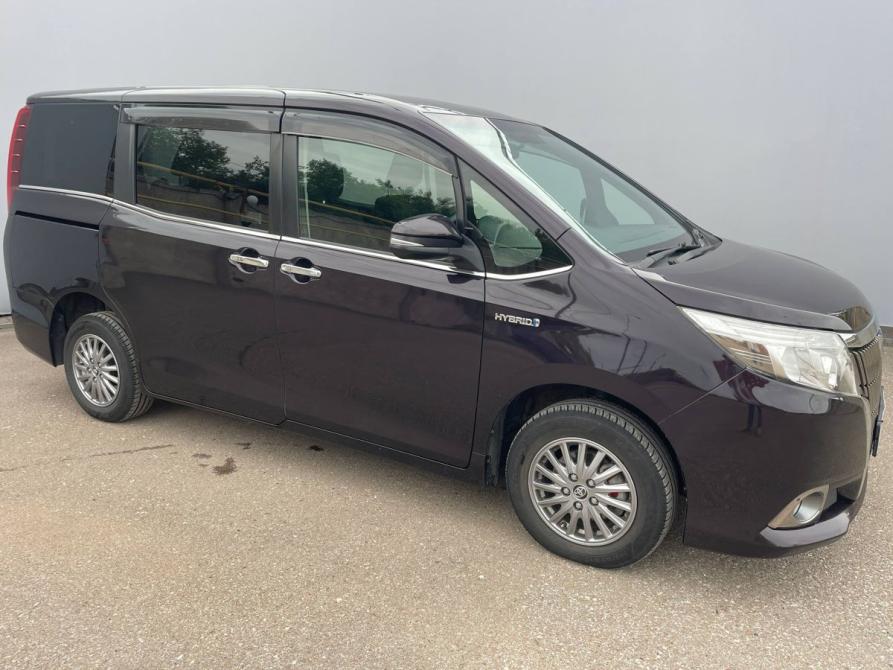 Toyota Esquire I Стерлитамак  - изображение 9