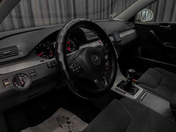Volkswagen Passat B6 с пробегом 2010 года, цена 825 000 рублей, 255000 км, универсал, Автокод Объявления
