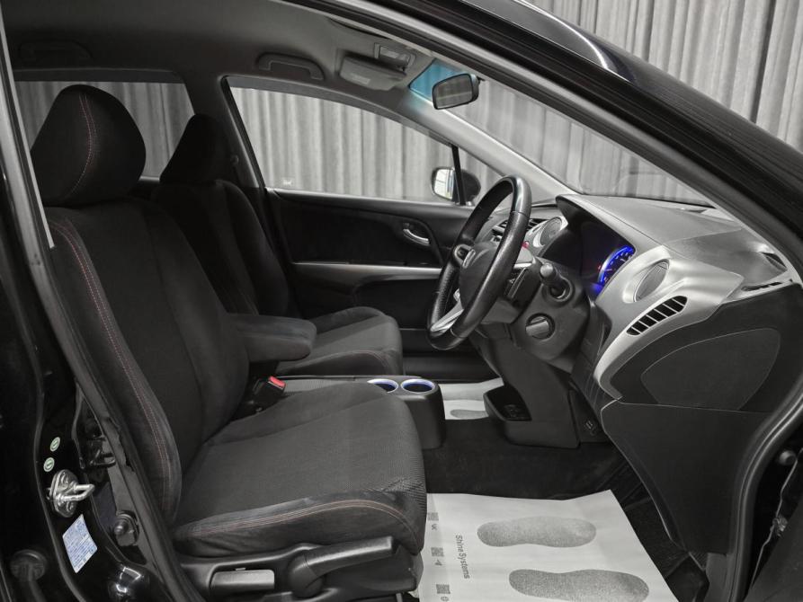 Honda Stream II Рестайлинг Красноярск  - изображение 10