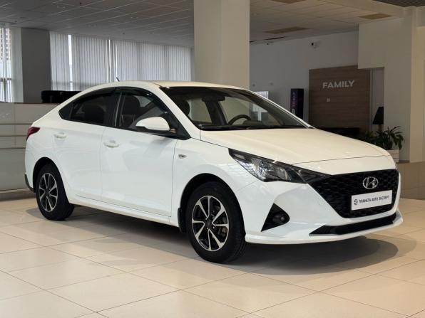 Hyundai Solaris II Рестайлинг с пробегом 2020 года, цена 1 375 000 рублей, 74416 км, седан, Автокод Объявления