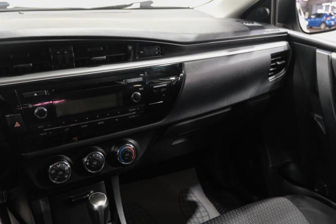Toyota Corolla XI (E160 E170 E180) с пробегом 2014 года, цена 1 209 000 рублей, 111500 км, седан, Автокод Объявления