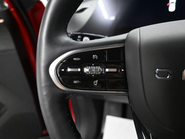 Omoda C5 I с пробегом 2023 года, цена 1 645 000 рублей, 49357 км, внедорожник, Автокод Объявления