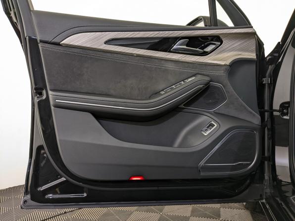 Hongqi H9 I с пробегом 2023 года, цена 3 700 000 рублей, 70415 км, седан, Автокод Объявления
