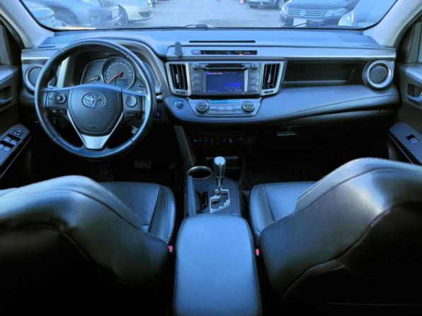 Toyota RAV4 IV (XA40) с пробегом 2013 года, цена 1 949 000 рублей, 241723 км, внедорожник, Автокод Объявления